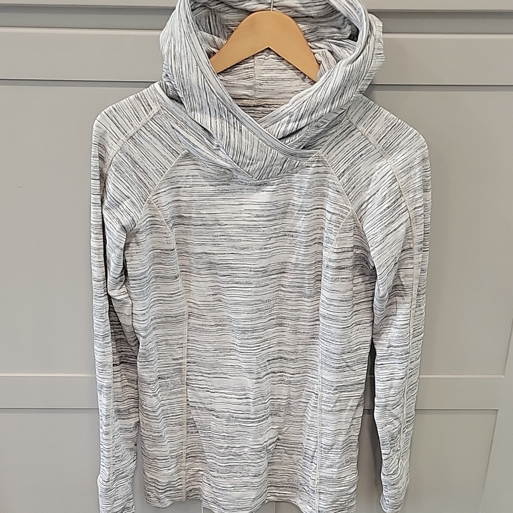 Lululemon Women's Heather Gray Cowl Neck